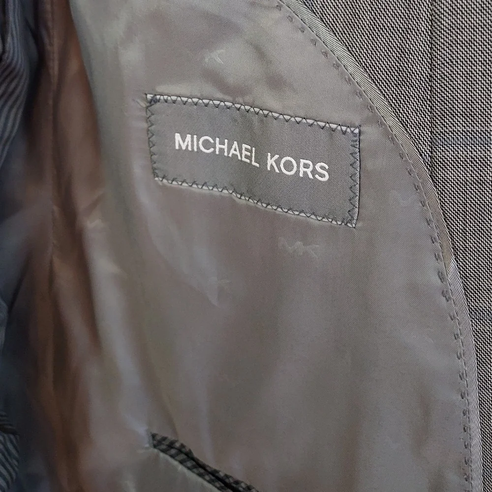 Michael Kors Mens Wool Blend Plaid Suit Jacket Blazer 44L Gray Natural Stretch